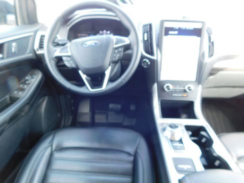 Used 2024 Ford Edge SEL w/ Convenience Package AWD/4WD image 16