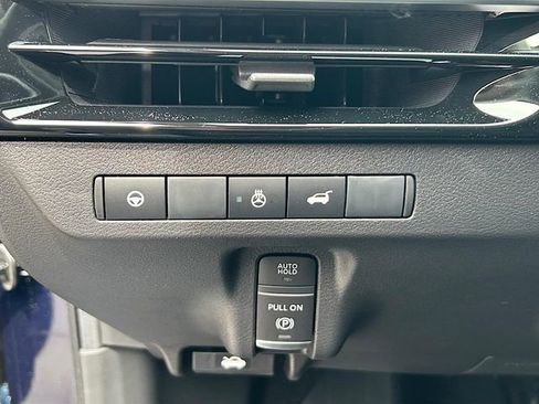 New 2025 Nissan Murano SL AWD/4WD image 16