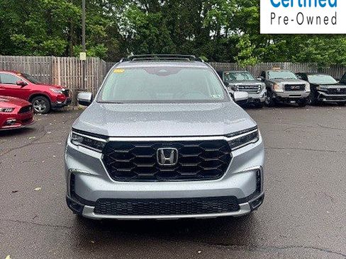 Certified 2023 Honda Pilot Touring image 1