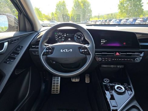 New 2026 Kia Niro Wave w/ Wave Preserve Package FWD image 20