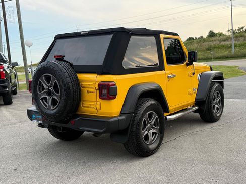 Used 2019 Jeep Wrangler Sport AWD/4WD image 17