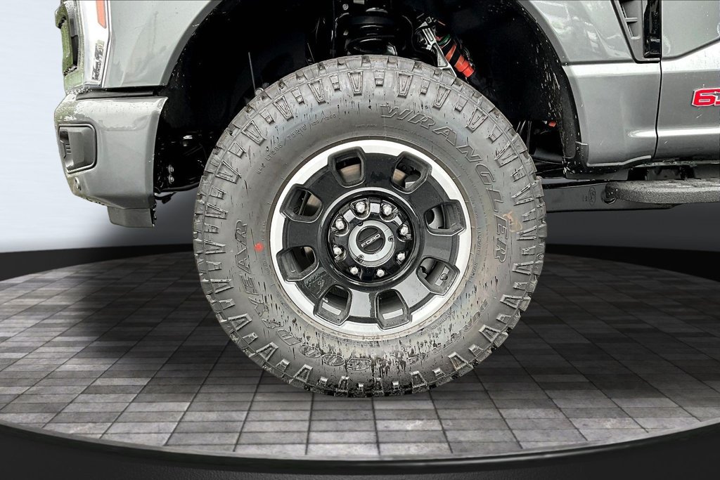 New 2026 Ford F250 Lariat w/ Tremor Off-Road Package AWD/4WD image 13