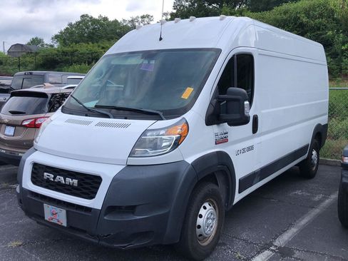 Used 2021 RAM ProMaster 2500 FWD image 2