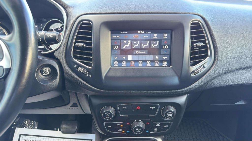 Used 2021 Jeep Compass Sport w/ Cold Weather Group AWD/4WD image 21