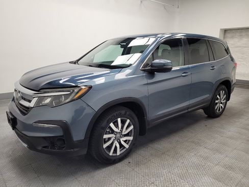 Used 2019 Honda Pilot EX image 2