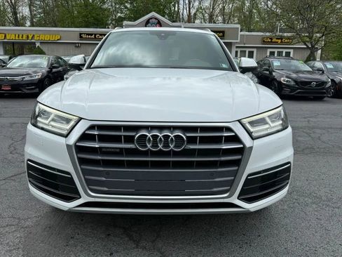 Used 2018 Audi Q5 2.0T Premium Plus w/ Premium Plus Package AWD/4WD image 2