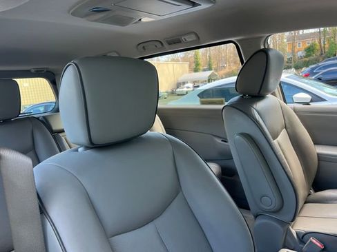 Used 2014 Nissan Quest SL image 33