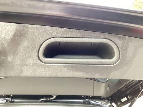 Used 2021 Chevrolet Trax LT w/ Premium Seat Package image 15