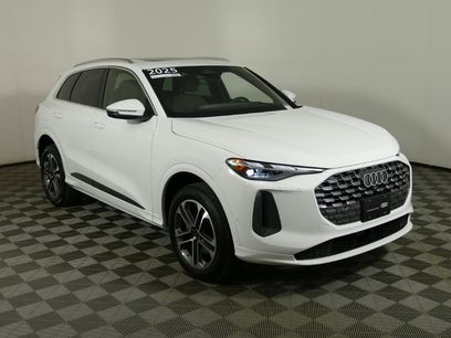 Certified 2025 Audi Q5 Premium w/ Convenience Package