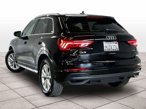 Certified 2025 Audi Q3 2.0T Premium w/ Convenience Package image 14