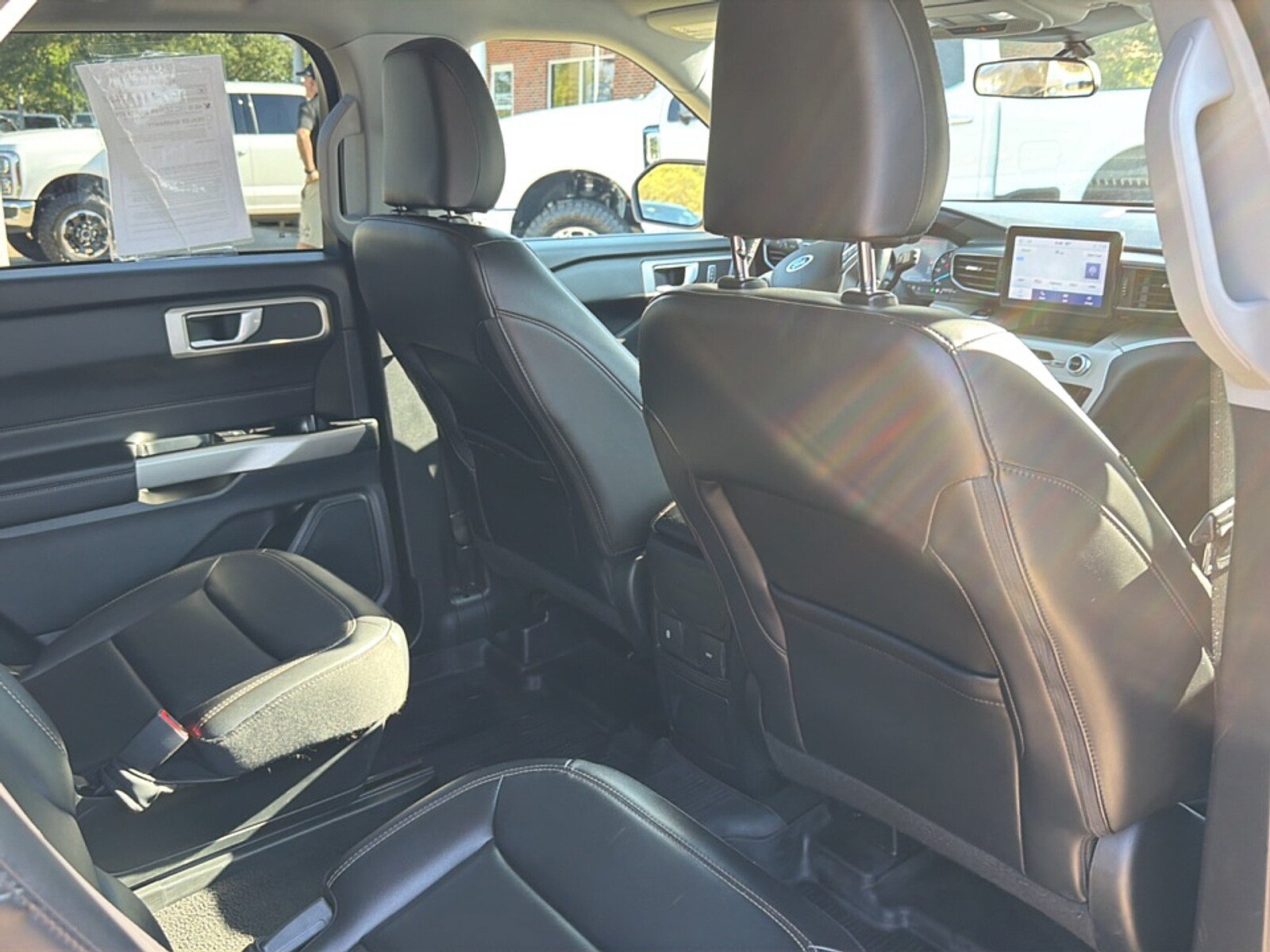 Used 2023 Ford Explorer XLT w/ Equipment Group 202A AWD/4WD image 12