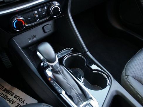 Used 2024 Buick Encore GX Sport Touring image 23