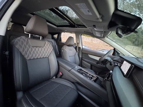 New 2025 Nissan Murano Platinum image 12