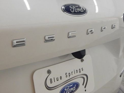 New 2026 Ford Escape Platinum w/ Premium Technology Package image 6