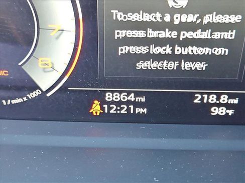 Used 2024 Audi Q3 2.0T Premium Plus image 11