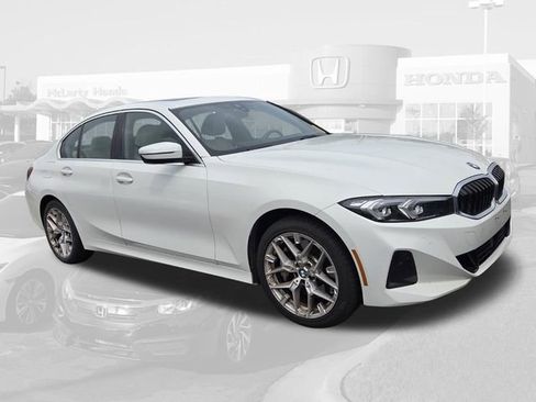 Used 2025 BMW 330i xDrive Sedan AWD/4WD image 6