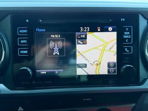 Used 2019 Toyota Tacoma TRD Off-Road image 37