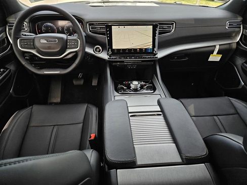 New 2026 Jeep Grand Wagoneer 4WD image 9