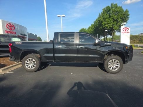 Used 2019 Chevrolet Silverado 1500 Custom Trail Boss w/ Custom Convenience Package AWD/4WD image 5