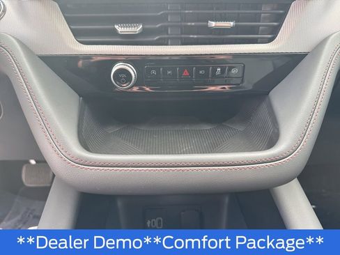 New 2026 Ford Explorer Active w/ Active Comfort Package image 30