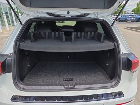 Certified 2023 Volkswagen GTI SE w/ SE Leather Package FWD image 9
