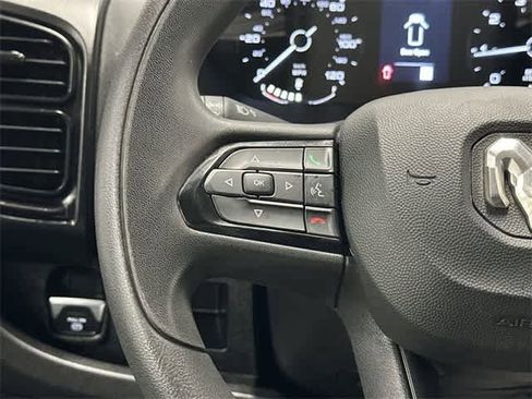 Used 2025 RAM ProMaster 2500 w/ Convenience Group image 17