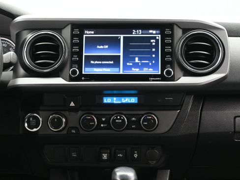 Used 2022 Toyota Tacoma TRD Sport image 16