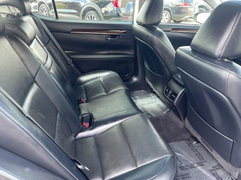 Used 2013 Lexus ES 350 w/ Luxury Pkg FWD image 13