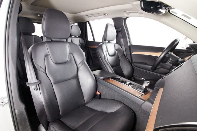 Used 2022 Volvo XC90 T6 Momentum w/ Advanced Package AWD/4WD image 20
