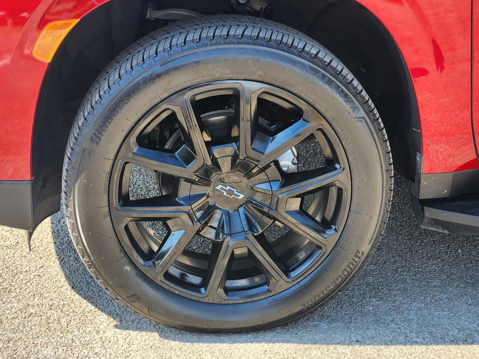 Used 2023 Chevrolet Tahoe RST RWD image 32