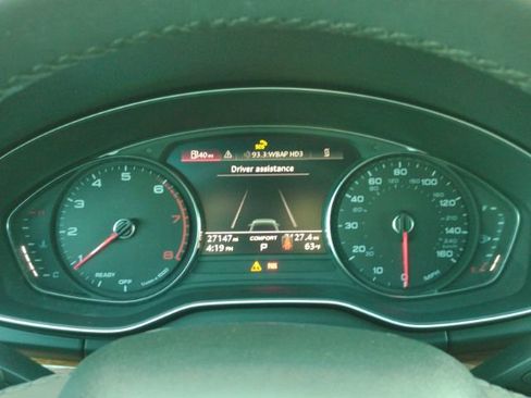 Used 2023 Audi Q5 2.0T Premium image 37