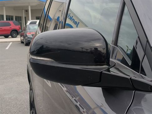 Used 2021 Honda Passport Elite image 11