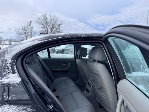 Used 2007 BMW 328xi Sedan image 25