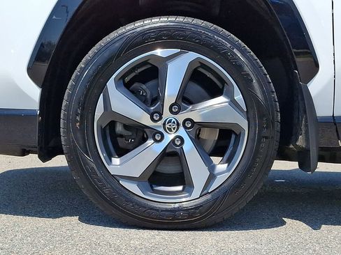 Certified 2021 Toyota RAV4 SE w/ Weather & Moonroof Package AWD/4WD image 11