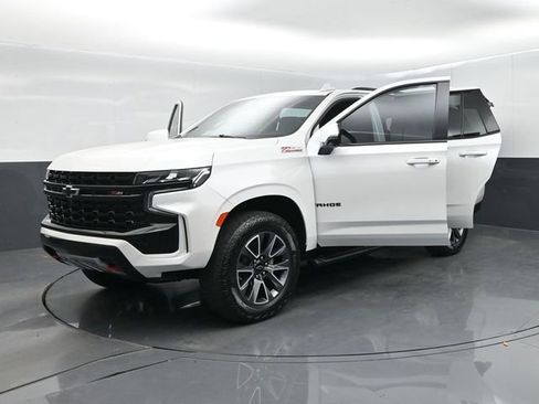 Used 2024 Chevrolet Tahoe Z71 w/ Luxury Package image 64