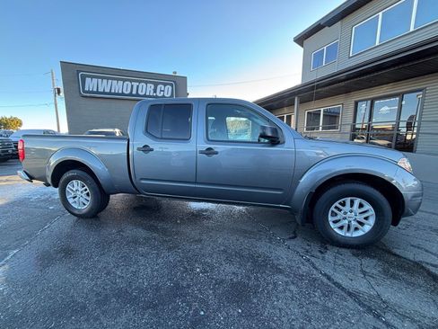 Used 2017 Nissan Frontier SV w/ SV Value Truck Package image 5