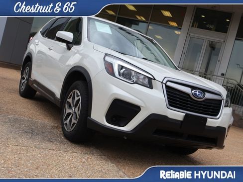 Used 2020 Subaru Forester Premium AWD/4WD image 7