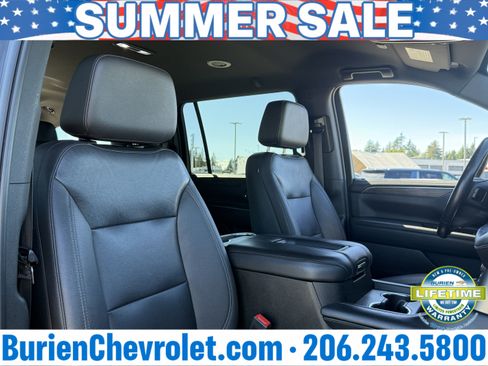 Used 2022 Chevrolet Suburban Z71 AWD/4WD image 22