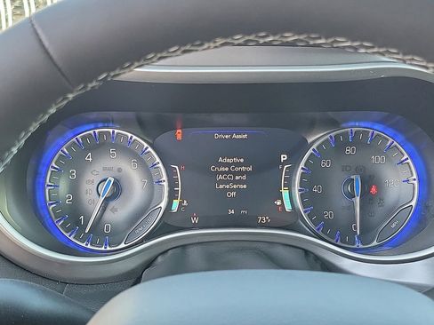 New 2025 Chrysler Voyager LX image 7