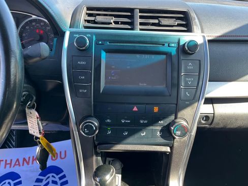 Used 2016 Toyota Camry SE image 23