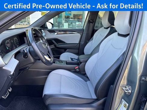 Used 2025 Volkswagen Tiguan SE R-Line AWD/4WD image 11