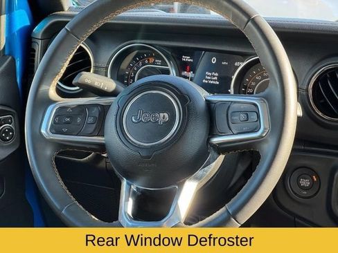 Used 2023 Jeep Gladiator Overland AWD/4WD image 18