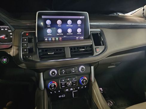 Used 2021 GMC Yukon SLT w/ SLT Premium Package image 34