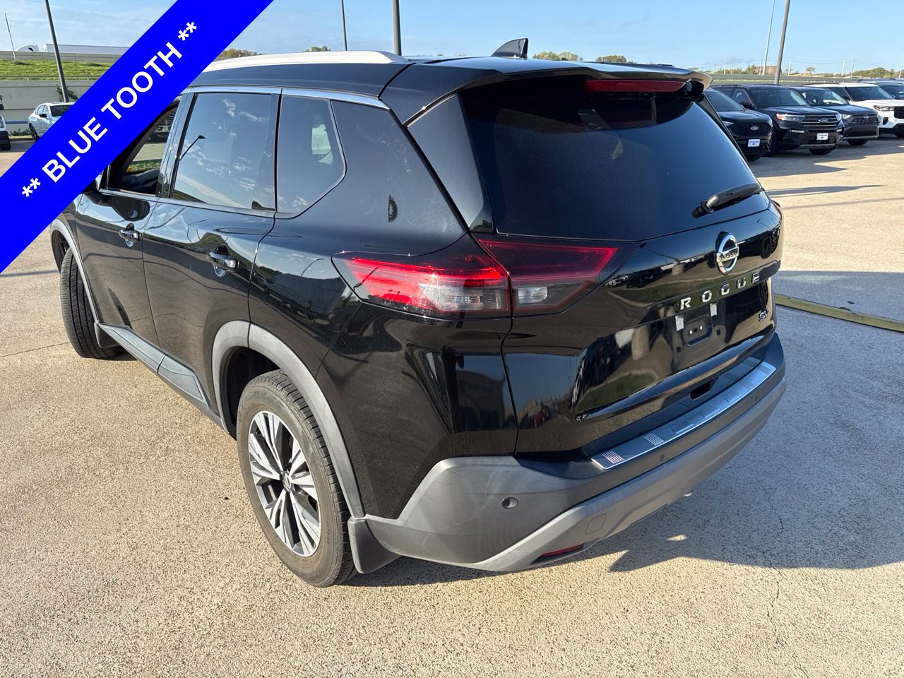 Used 2021 Nissan Rogue SV w/ Premium Package FWD image 8