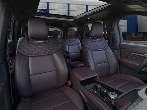 New 2026 Ford Explorer Platinum AWD/4WD image 10