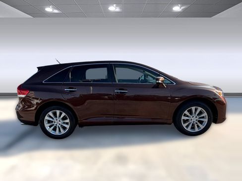 Used 2013 Toyota Venza XLE FWD image 8