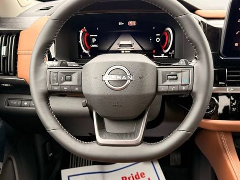 New 2026 Nissan Pathfinder Platinum AWD/4WD image 24
