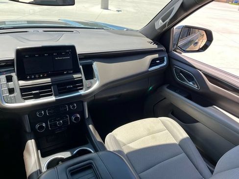Used 2021 GMC Yukon SLE RWD image 10