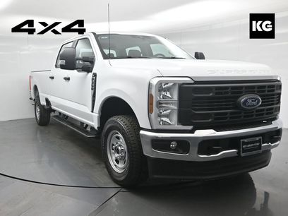 New 2026 Ford F350 XL w/ FX4 Off-Road Package
