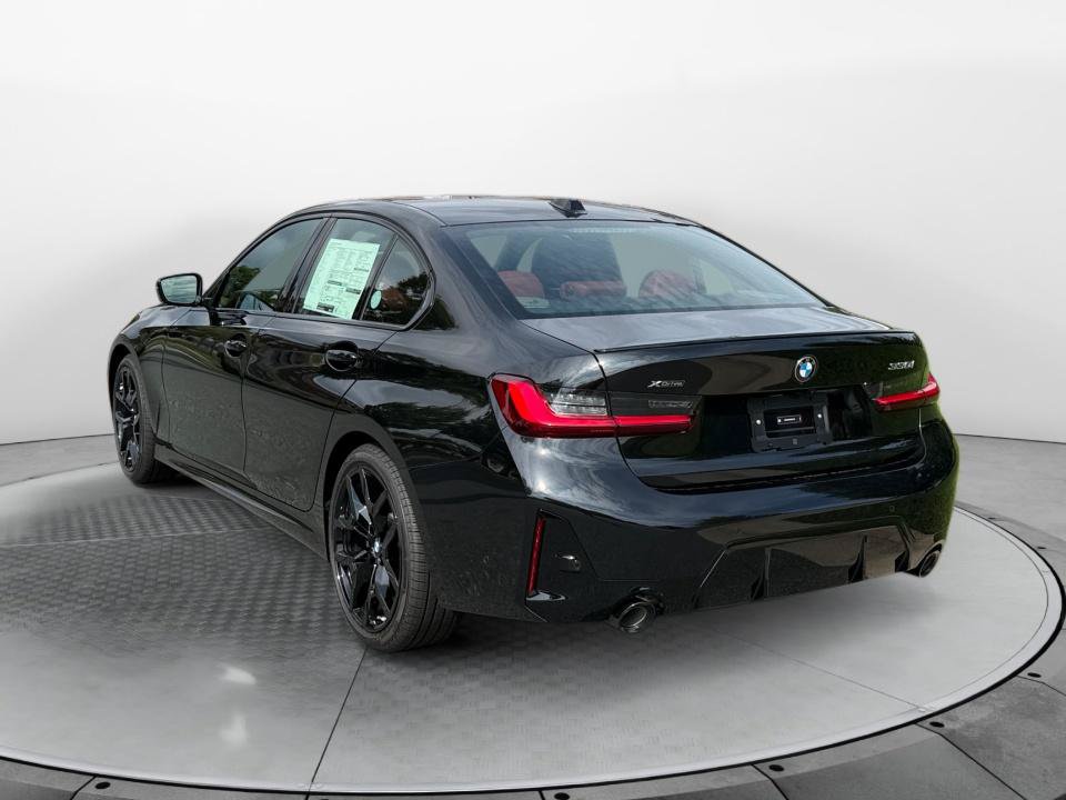 New 2026 BMW 330i xDrive Sedan w/ M Sport Package AWD/4WD image 5